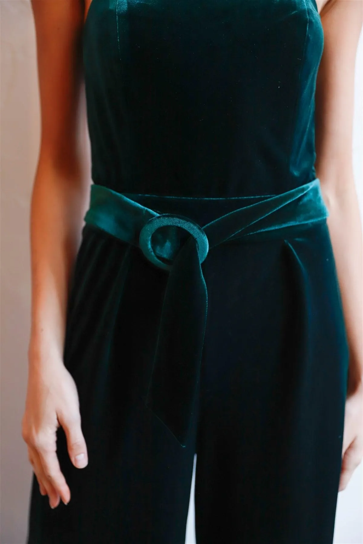 Emerald Velvet Off-The-Shoulder Front Buckle Belt Jumpsuit /1-2-2-1