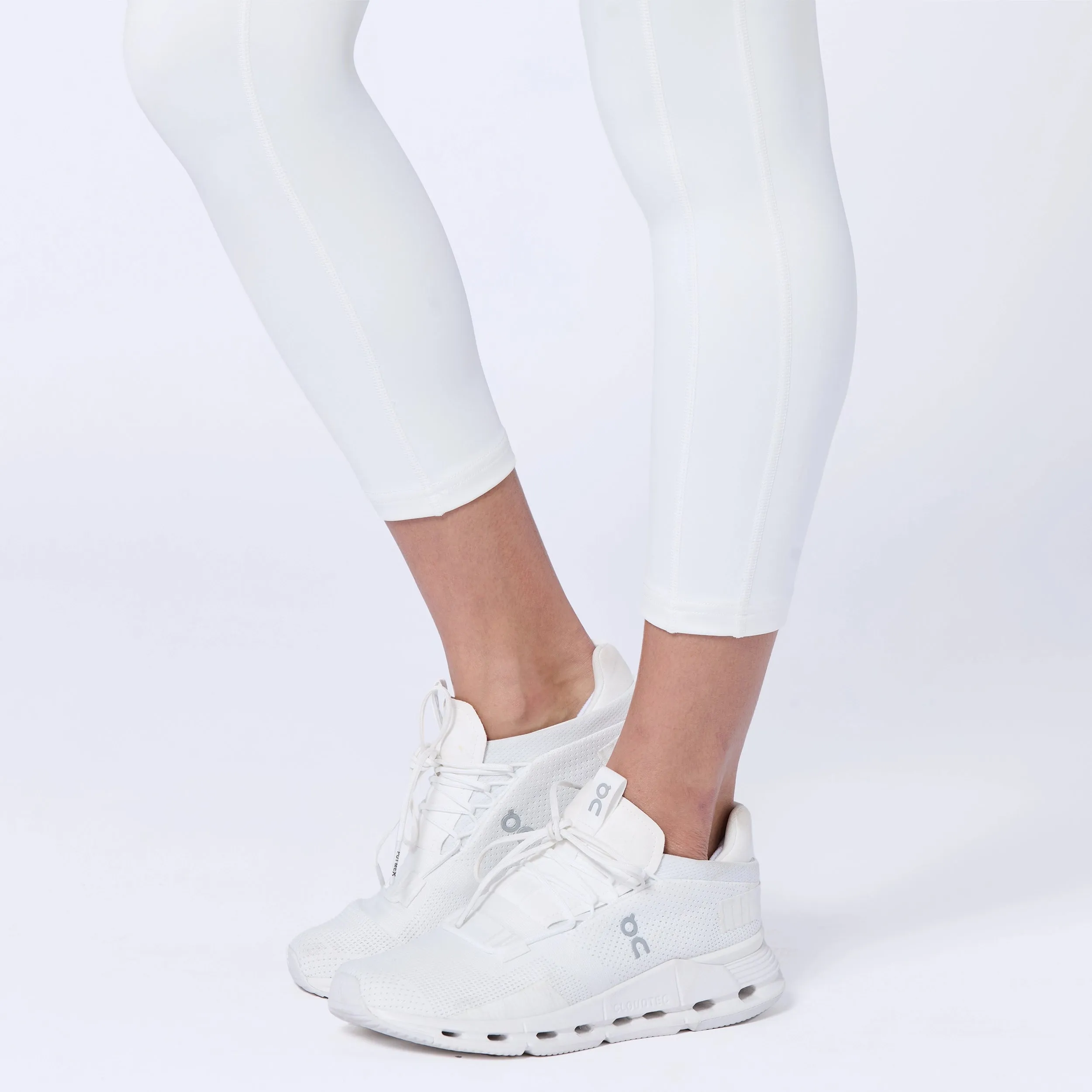 Essential ACT Double Layered Leggings 24" 2.0 - Pearl White