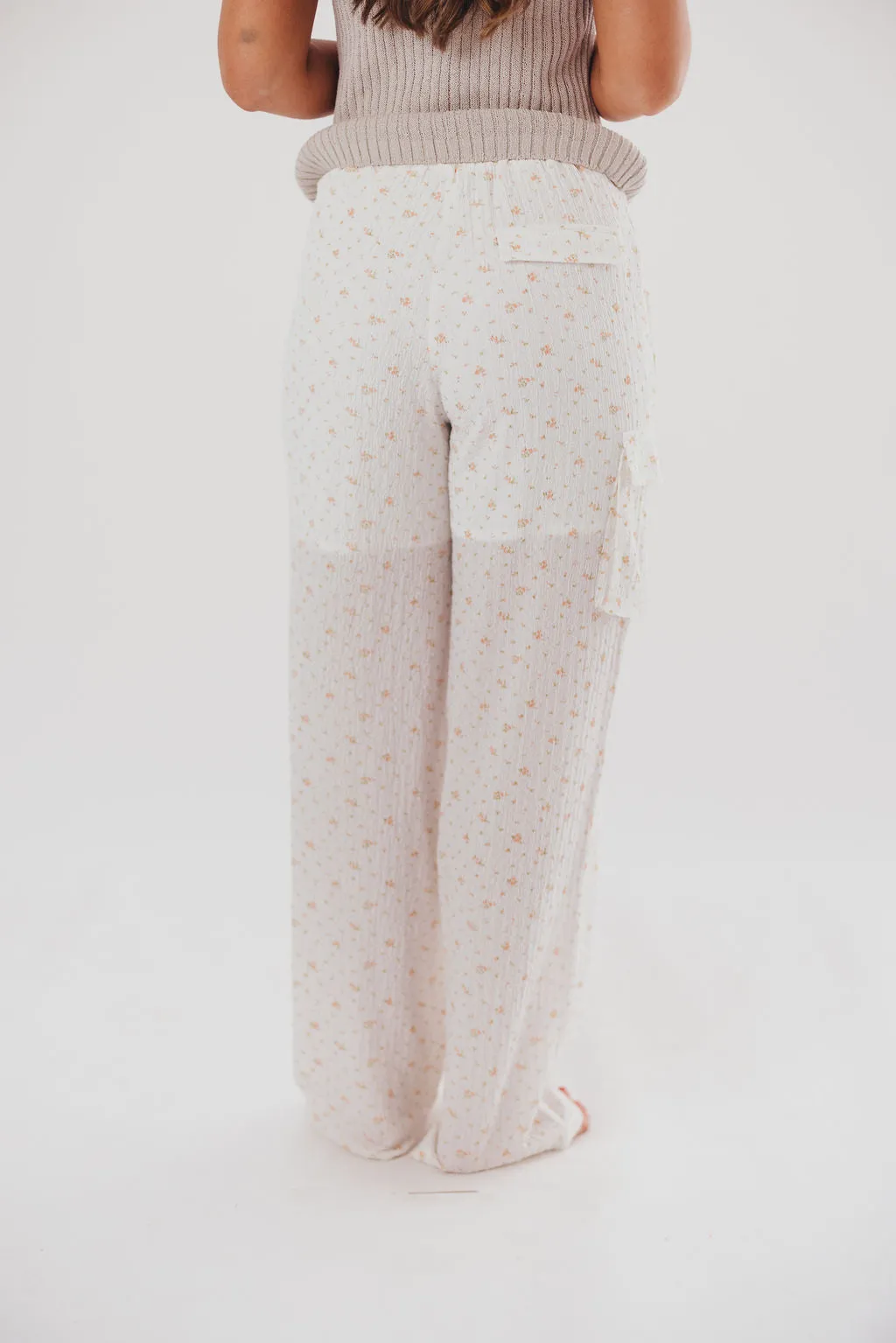 Teagan Crinkle Cargo Pants in Off-White Floral