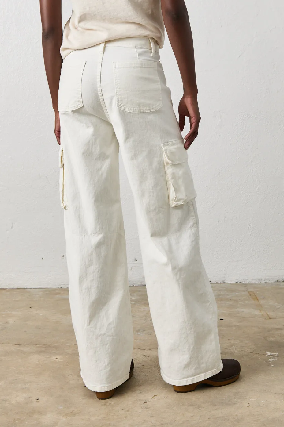 ZOEY CARGOS / WHITE